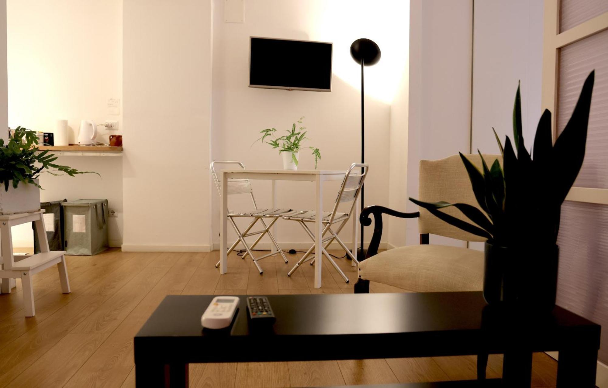 Putignani 178 Apartment Bari Bagian luar foto